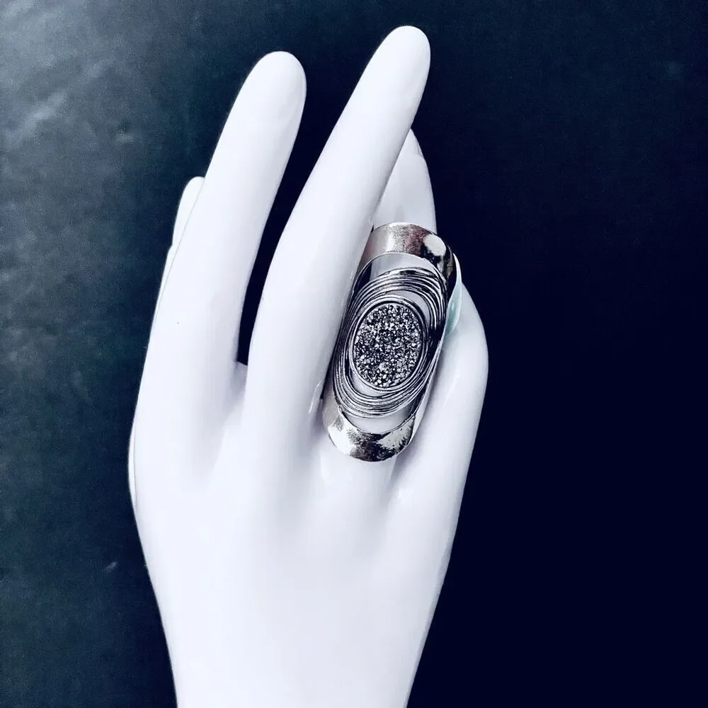 NWT Gorgeous 7 Made in Israel .925 Sterling Silver Orbits Sparkle Long Oval Ring